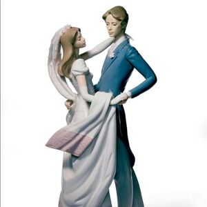 Lladro I Love You Truly Couple figurine
